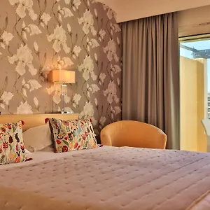 3* Отель Le Petit